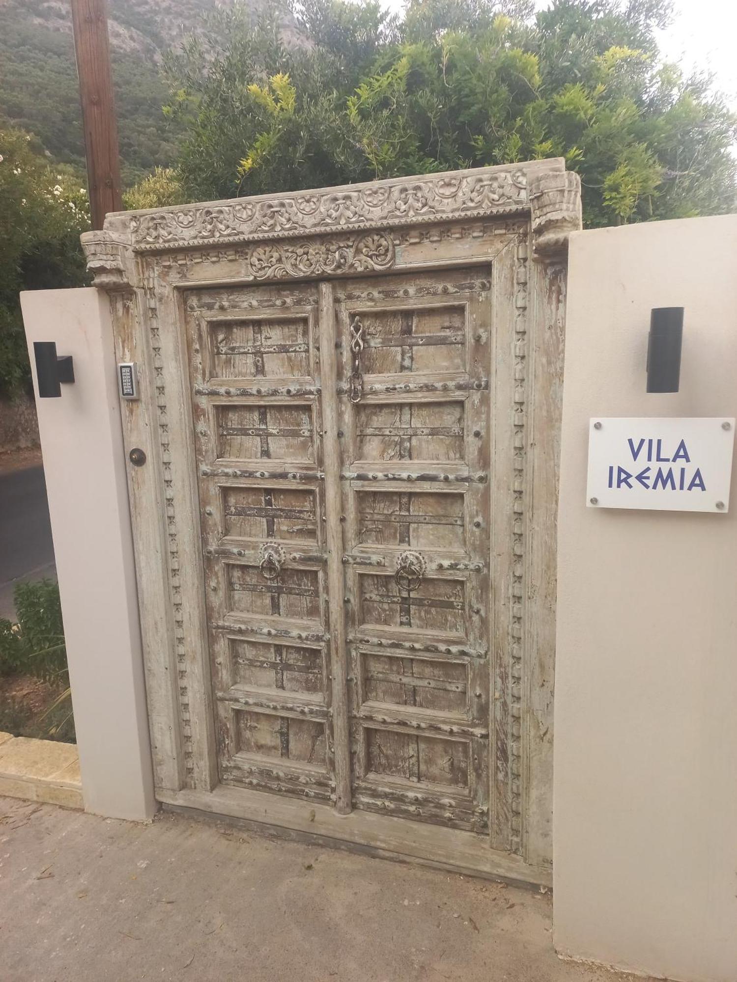 Vila Iremia Barbati Exterior foto